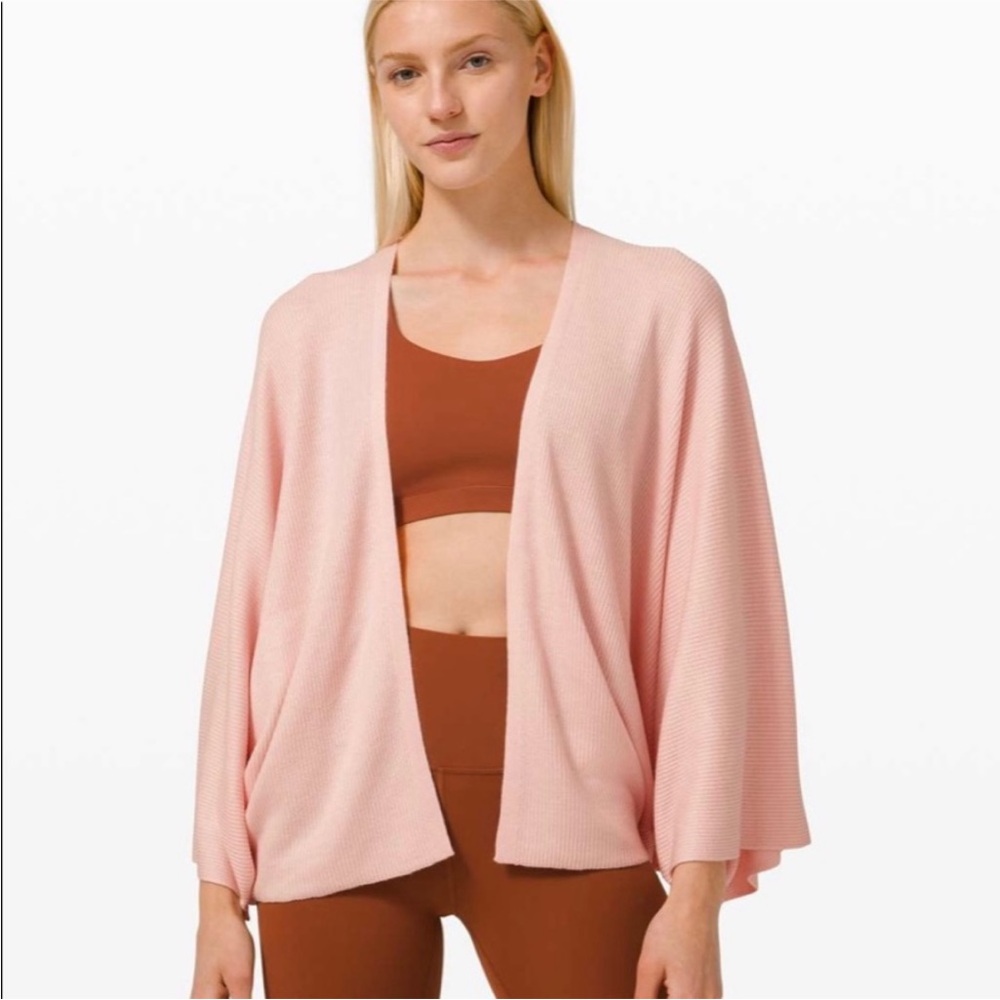 NWT Lululemon Cashlu Knit Textured Wrap Size M/L Color: Pink mist